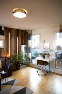 LÉchappée Parisienne - Canal St-Denis