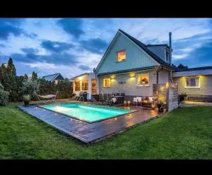 Pool house in Malmö - 特雷勒堡