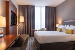 Hotels Crowne Plaza Paris Republique, an IHG Hotel : photos des chambres