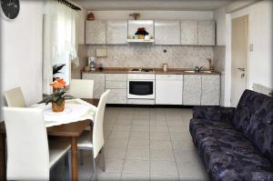 Apartments Sunny House