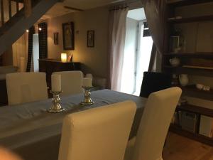 La maison bleue Canelle