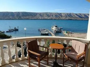 Pansion Gea - Stan Trigraci