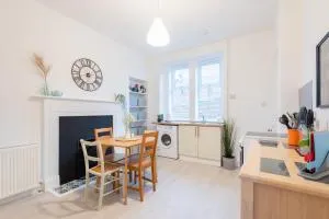 Glengate - Traditional home in Kirriemuir - 基里缪尔