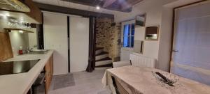 Maisons de vacances Nice renovated fisherman's house near the sea : photos des chambres