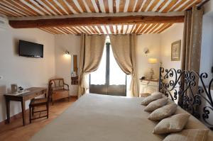 Hotels Le Clos Du Buis : photos des chambres