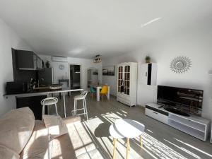 Doña Lola , luminoso Apartamento Calahonda, Mijas