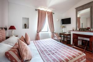 Hotels Le Clos Du Buis : photos des chambres