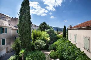 Hotels Le Clos Du Buis : Chambre Triple Supérieure