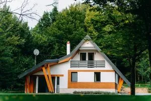 Good House - 哈尔吉塔拜