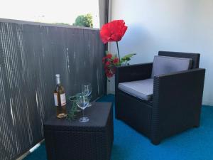 Appartements Paille en queue - Studio cosy centre ville, 5 min des plages , parking, clim et Wifi : photos des chambres