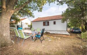 Pet Friendly Home In Potocnica