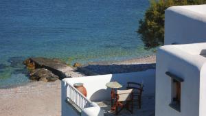 Aeolos Beach Hotel Folegandros Greece