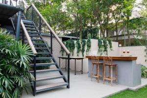 StayVistas The Annex - Cozy Retreat with Inviting Rooms and a Private Plunge Pool