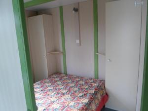 Campings Camping les Pinasses : photos des chambres