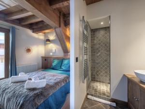 Chalets Chalet entierement renove au centre de Courchevel Village, ideal pour 10 adultes et 4 enfants - FR-1-562-50 : photos des chambres