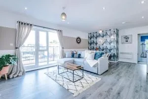 Stunning 2 Bed Apt By Greenstay Serviced Accommodation - Located in Formby Village - Perfect For SHORT & LONG STAYS - Couples, Friends & Families & Business Travellers All Welcome - Dog Friendly - 7 - 弗姆比