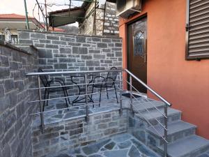 Ξενώνας museum 1ου ορόφου στο Ελληνικό Ιωαννίνων