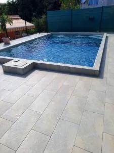 Maison charmante à Petit-Bourg avec piscine partagée - Vernou