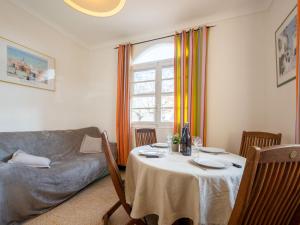 Holiday Home Les violettes 2 by Interhome