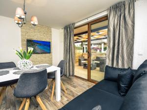 Apartment Petra-2 by Interhome