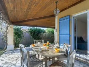 Holiday Home Maison Cléo by Interhome - Le Mourillon