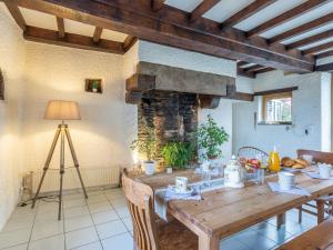 Maisons de vacances Holiday Home La chaumiere by Interhome : photos des chambres