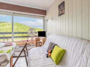 Studio Escale Port-4 by Interhome