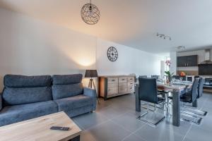 Appartements Ourea - duplex avec balcon : photos des chambres