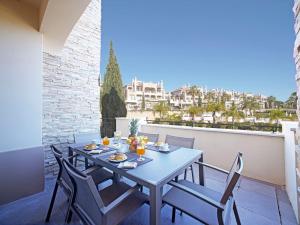Apartment Pine Hills Esmeralda by Interhome