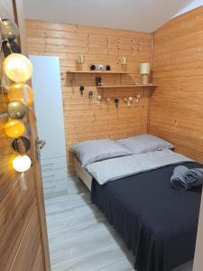 SCHRONISKO GOŚCINIEC RÓWNICA