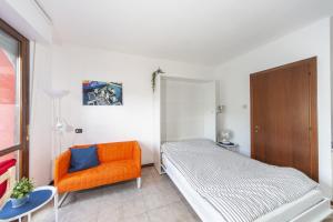 Studio Apartment Lake Views