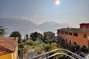 Casa con Vista Airconditioned 2-Bedroom Apartment