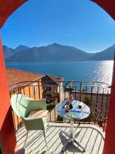 Lake View Apartment Golden Triangle