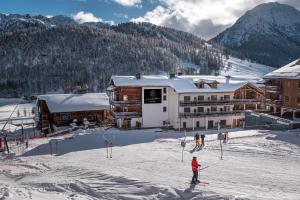 Hotels Le Chalet Blanc Hotel & Spa : photos des chambres