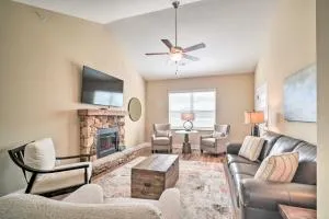 Chic Townsend Condo with Saltwater Pool! - Tuckaleechee