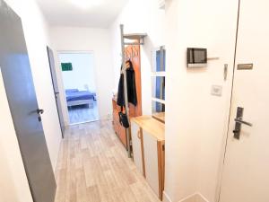 Apartment Hroncová, near city centre and park, quiet location