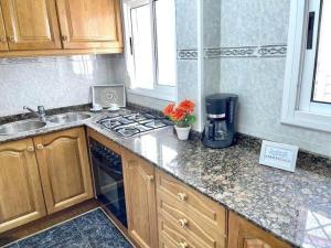 3br-sleeps6-balcony-a c-5min to beach