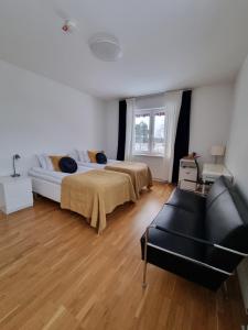 Double or Twin Room - Disability Access room in Gamla Järnhandeln - Norrskedika Hotell
