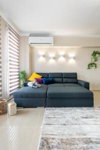 Veria Panorama Luxury Suite With Garden.