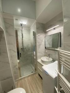 Appartements Beau studio, 2min walk Monte Carlo Casino, terrace : photos des chambres