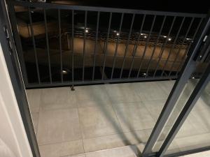 Outer Space - 1 bedroom Luxurious Apartment in Sandton