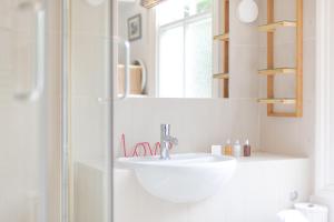 A West London Retreat