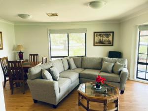 Peaceful 2 Bedroom Home