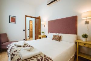 HomeySeville-Amazing Views Cathedral Tomas de Ibarra - 8 pax, Parking Optional