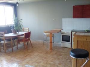 Appartements T4 ideal travail temporaire 4 jours min : photos des chambres