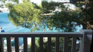 Apartment in Jadranovo with sea view, balcony, air conditioning, Wi-Fi (3856-2) 