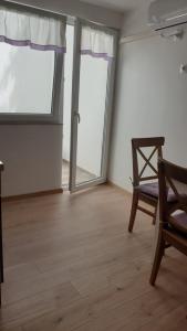 Studio apartment in Jadranovo with balcony, air conditioning, WiFi 3856-3