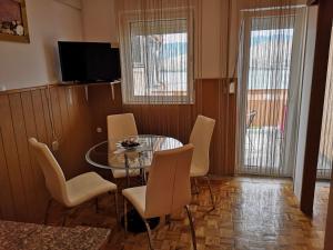 Apartment in Pag with sea view, terrace, air conditioning, WiFi (4891-2) 