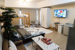 A2J Luxury Venice Studio Suite Near BGC Malls