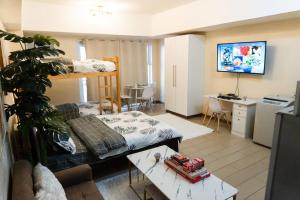 A2J Luxury Venice Studio Suite Near BGC Malls